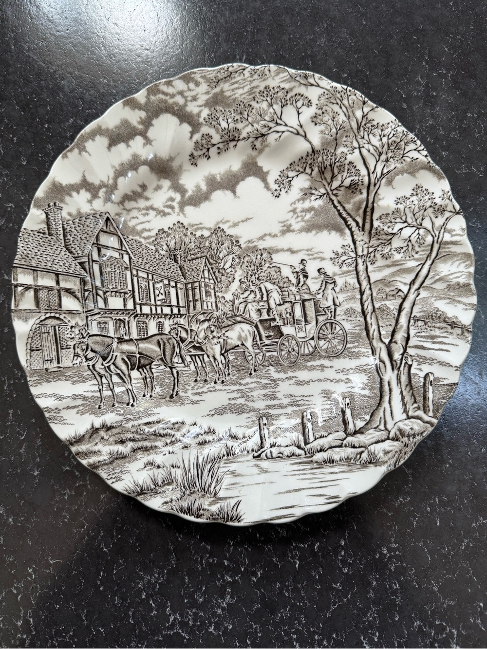 Myott Royal Mail Fine Staffordshire Ironstone 10” Dinner Plate Made in England